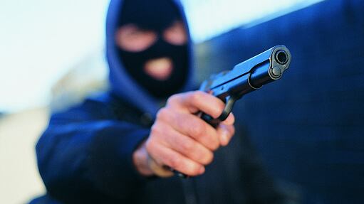 Empresario denuncia asalto de sujetos armados con fusiles en Taura.