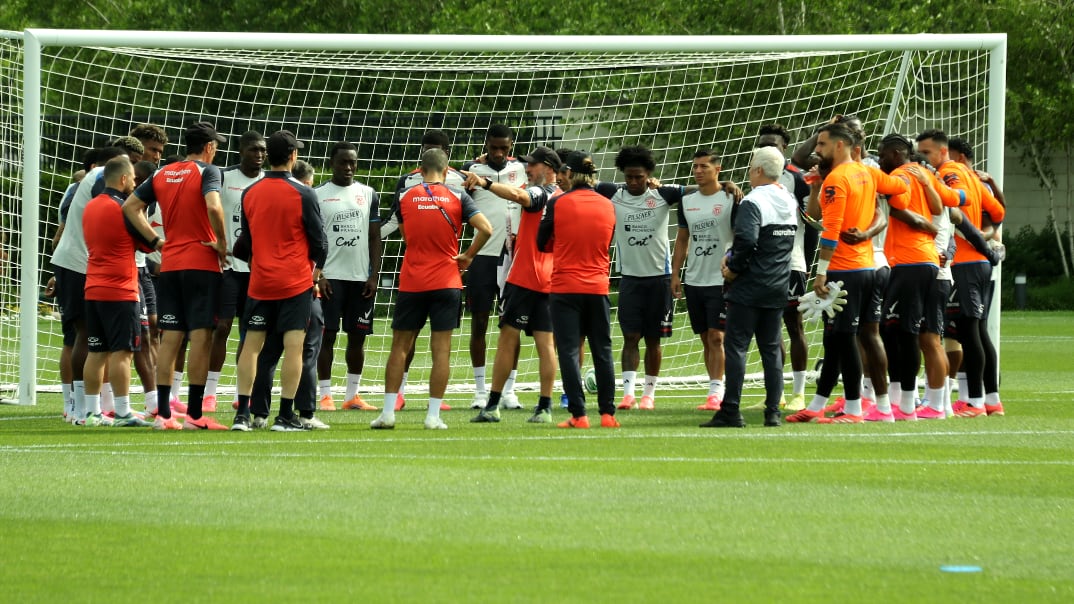 Los jugadores de la Tricolor en una de sus prácticas junto al profesor Beccacece en su centro de operaciones en Estados Unidos.