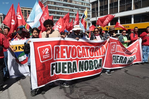 Quito: Reportan cierre vial en la Av Patria por manifestación