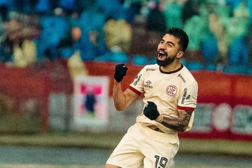 (Video) El ‘Picante’ Muñoz debutó con golazo en Perú