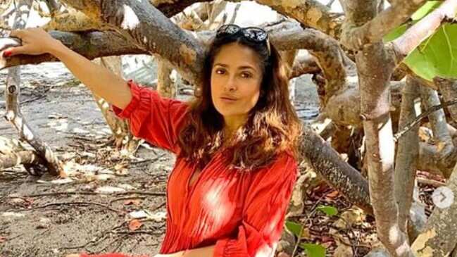 Salma Hayek estará en el Super Bowl