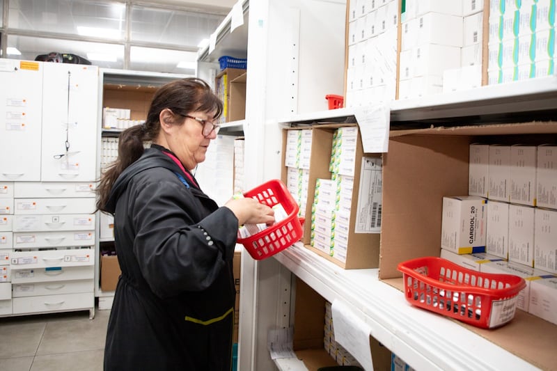 IESS fortalece el abastecimiento de medicamentos con compra centralizada y adquisición de antirretrovirales