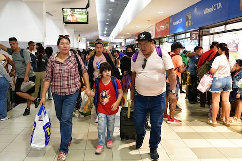 Feriado 1 de mayo: Más de 311 mil viajeros saldrán desde las Terminales de Guayaquil