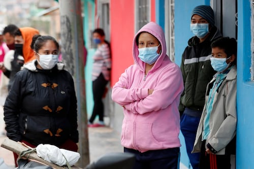 Lo último: Gobierno anuncia eliminación del tapabocas en espacios cerrados