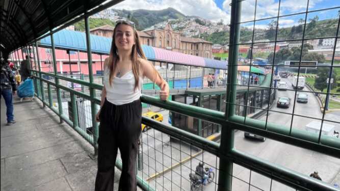 ‘Tiktoker’ rusa presume en redes sociales su recorrido por San Roque