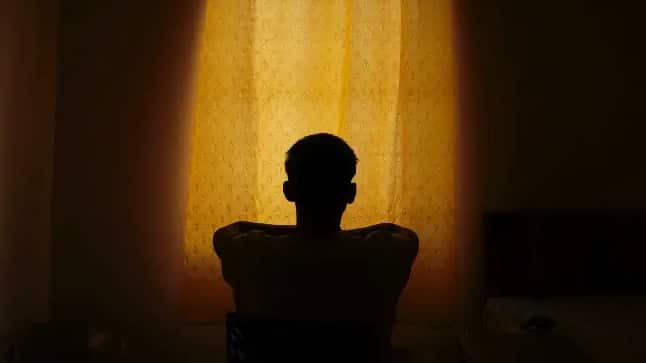 Fue de Quito a Manta para pasar las vacaciones con su padre y su tío político la abusó