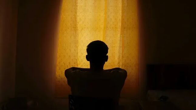 Fue de Quito a Manta para pasar las vacaciones con su padre y su tío político la abusó