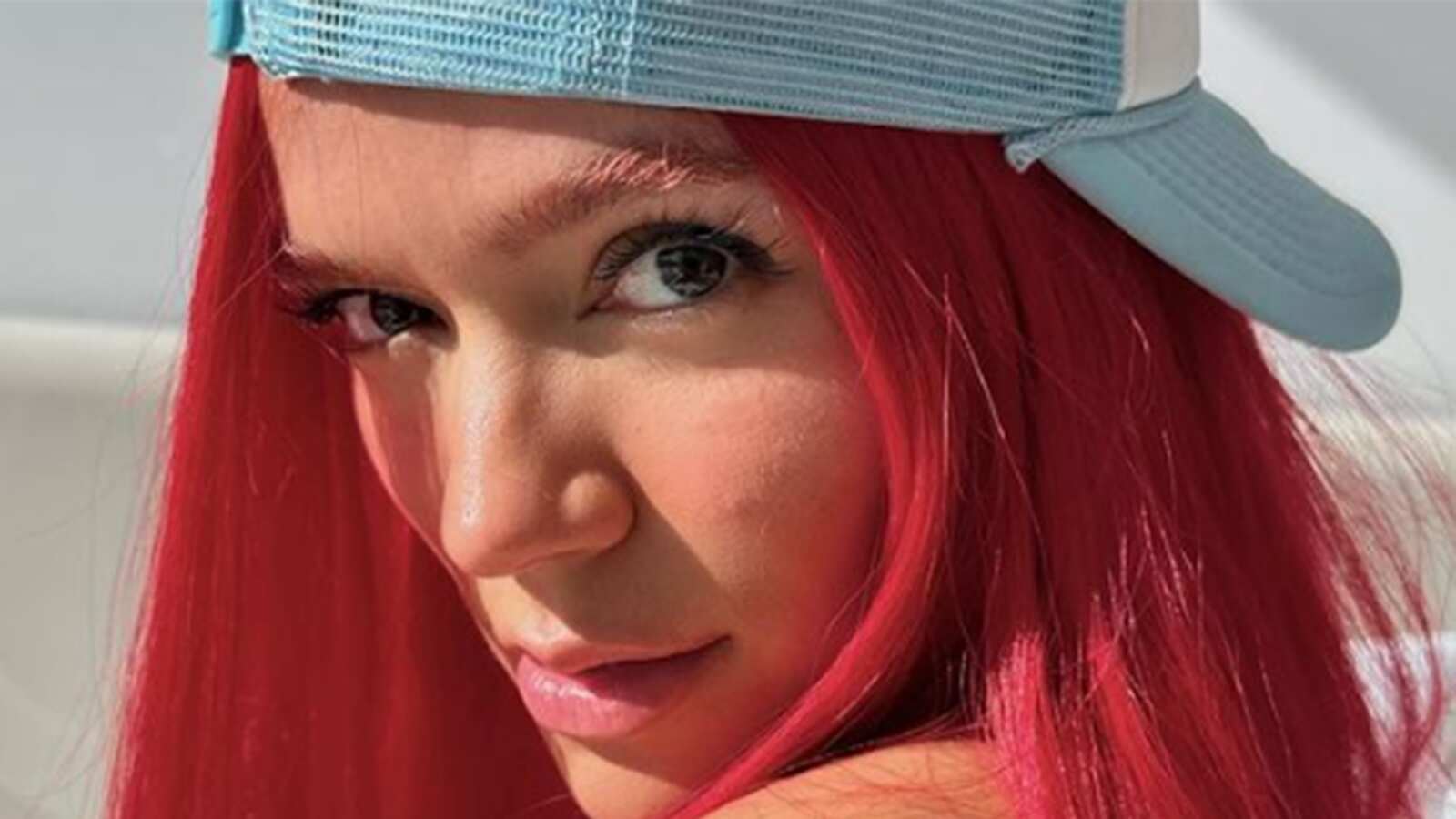 Karol G siempre ha sufrido por sus subidas de peso descontroladas.