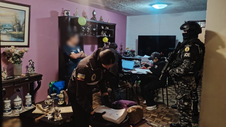 Funcionarios judiciales cobraban por agilizar trámites: así operaba la red de corrupción en citaciones en Quito