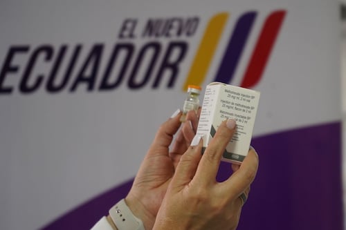 Ecuador recibe más de 18.000 medicamentos para tratar el cáncer infantil