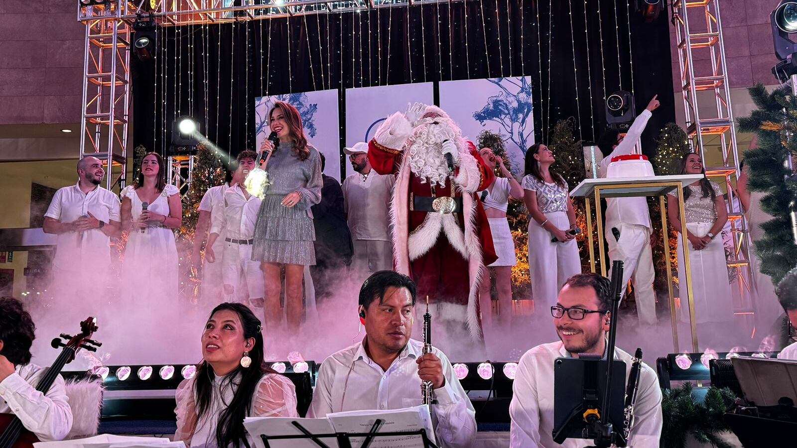 Scala Shopping da inicio a la Navidad con luces, música y grandes premios