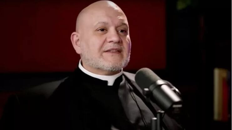 Padre Carlos Martín