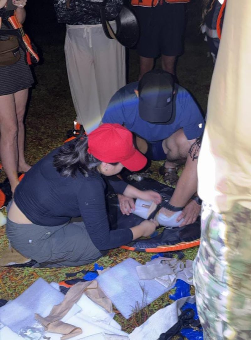 Una persona falleció y 24 resultaron heridas tras naufragio de embarcación en Galápagos - Fuente: ECU 911