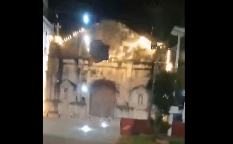 Así se vivió en vivo el terremoto en Filipinas, streamer captó el momento.
