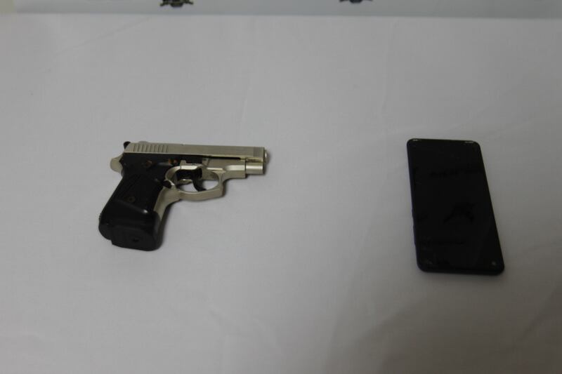 La Policía encontró armas.