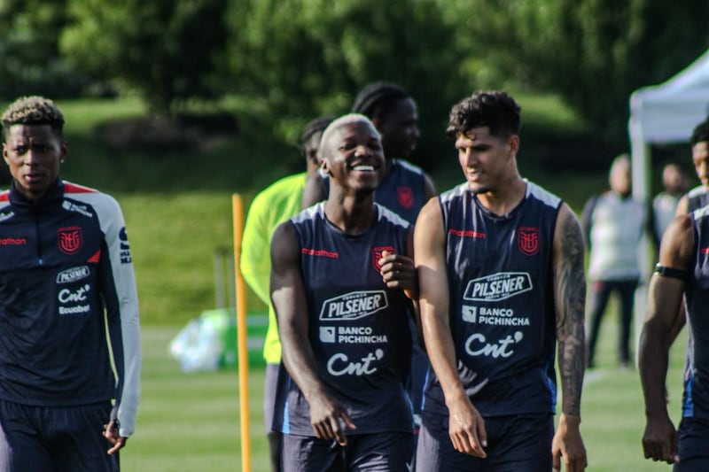 ¿Que guardan las risas de Moisés Caicedo, Piero Hincapié, Pervis Estupiñan y Willian Pacho?