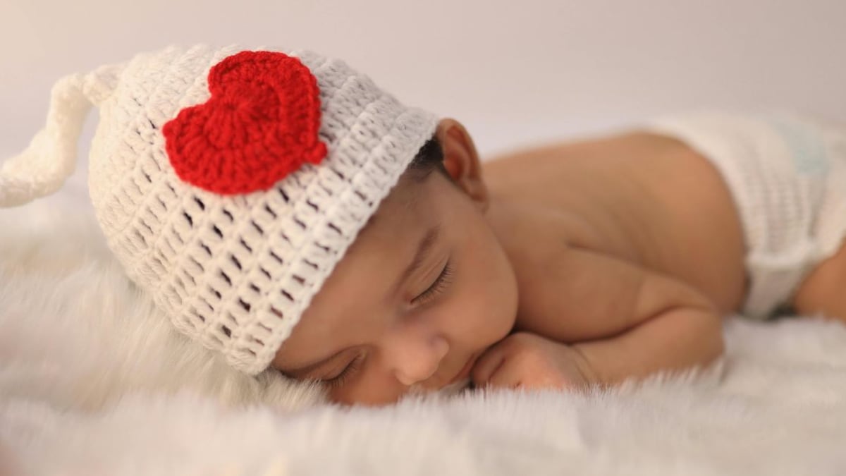 Hay muchos nombres inspirados en el Día de San Valentín ideales para ponerle a un bebé nacido en febrero