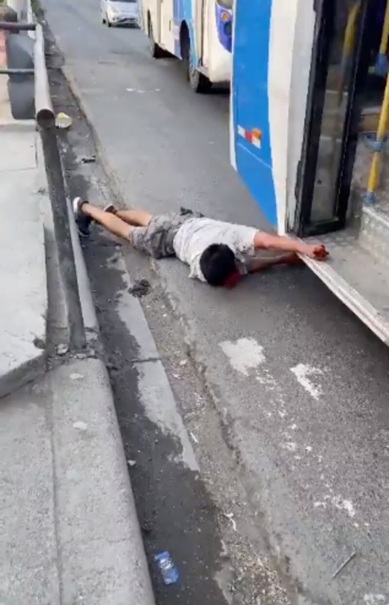 Delincuente terminó moribundo en Guayaquil.