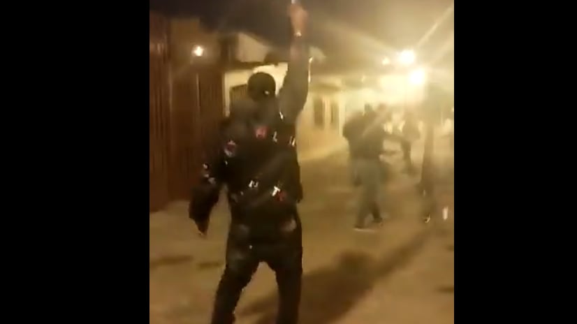 Las escalofriantes imágenes del funeral de alias "Rabito": Pánico en el sector la Floresta, en Guayaquil