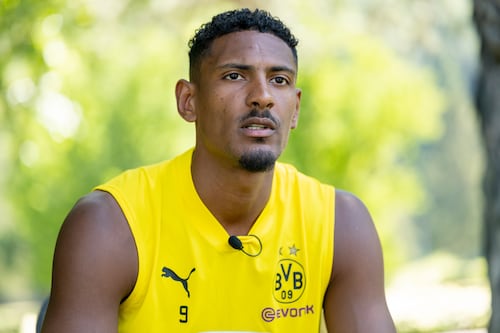 El fútbol mundial en shock: Borussia Dortmund informa que Sebastien Haller padece cáncer
