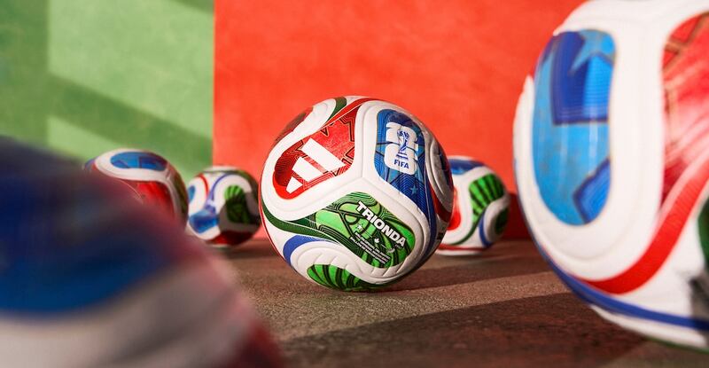 Un total de 48 selecciones disputarán, por primera vez en la historia del evento, la Copa Mundial de la FIFA 2026, que se realizará, también por primera vez, en tres países. Foto: FIFA / Adidas.