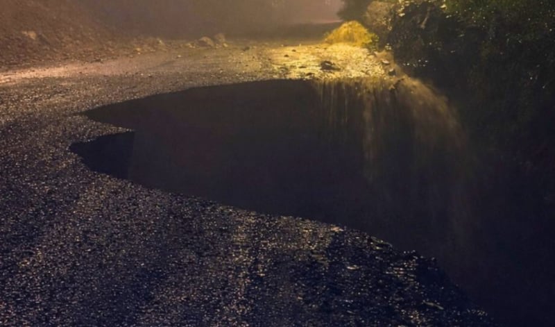 Vía Cuenca-Girón-Pasaje