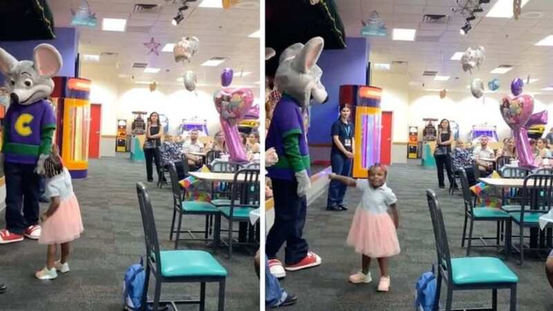 Chuck E Cheese