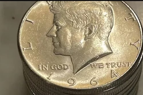 Así es la moneda de 50 centavos de dólar de John F. Kennedy que está valorada en en más de 40.000 dólares