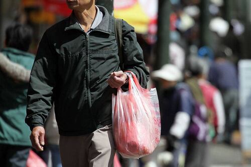 Guayaquil prohibirá productos plásticos de un solo uso