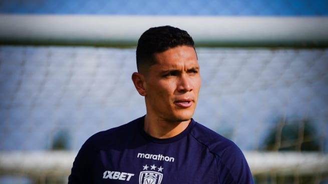 Aldair Quintana festejó su paternidad siendo figura con el IDV.