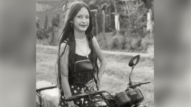 Quinceañera muere en un accidente de moto mientras entregaba invitaciones para su fiesta de 15 años