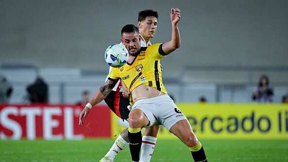 Barcelona SC vs River Plate.