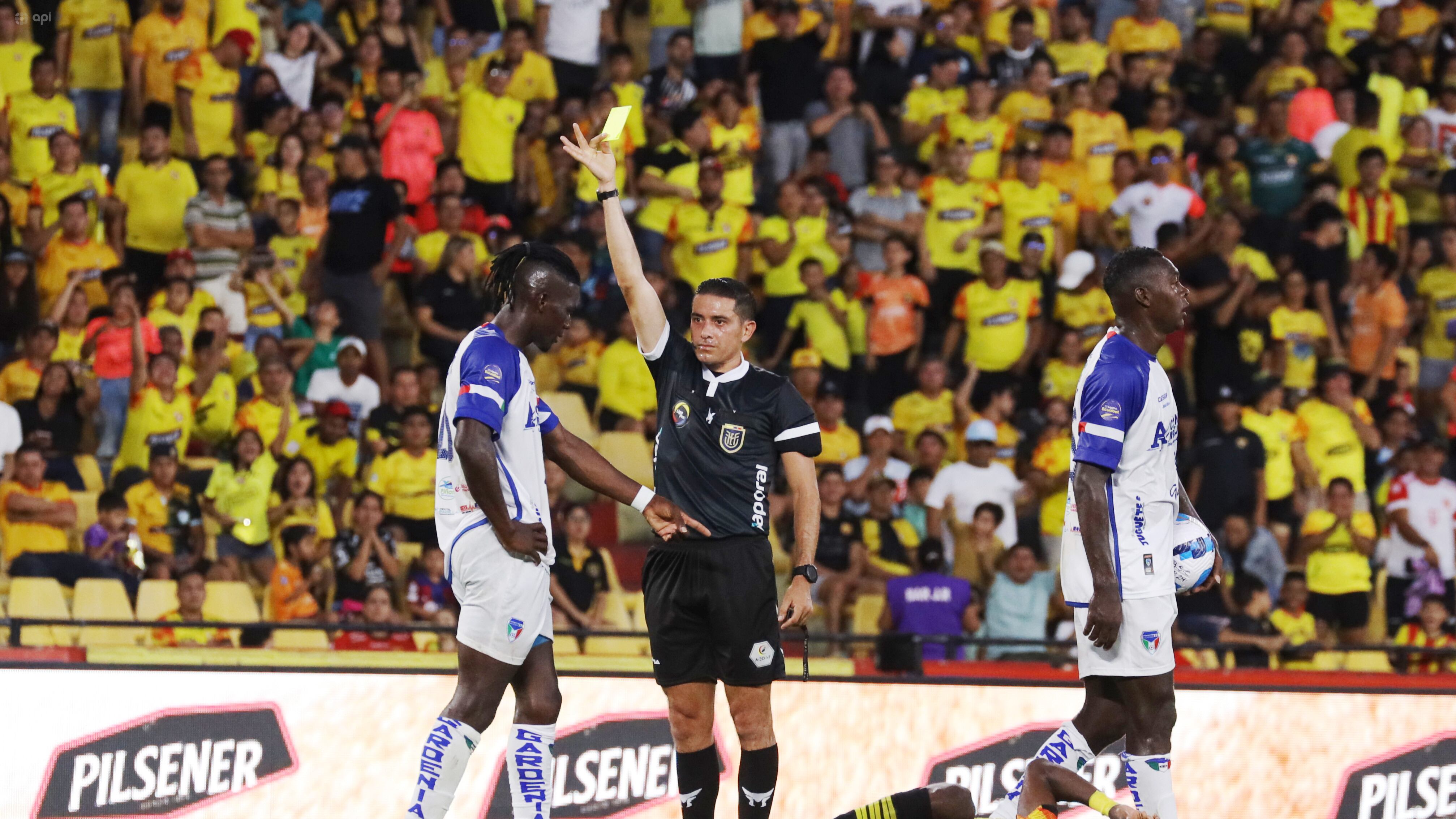 Imbabura vs Barcelona SC en el Monumental