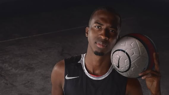 Willian Pacho hace historia en el The Best