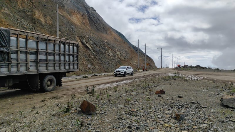 Vía Cuenca- Molleturo - El Empalme