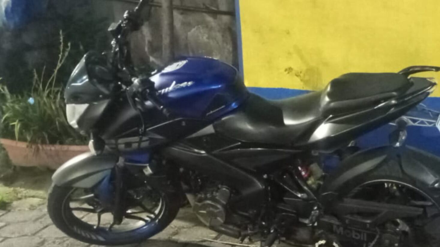 Moto utilizada por sujeto que atacó a tiros a policía