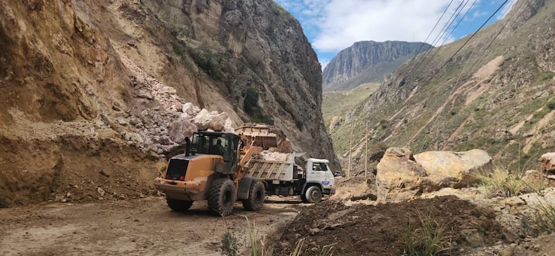 Vía Cuenca-Girón-Pasaje