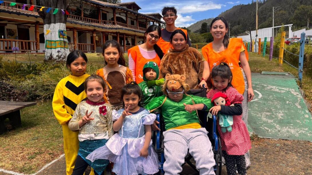 Fundación Cecilia Rivadeneira