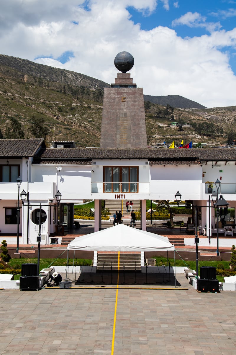 La Mitad del Mundo