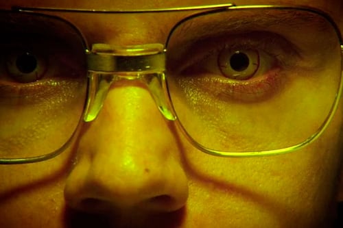 ¿Las compraría? Ponen a la venta la biblia, gafas y otras pertenencias de Jeffrey Dahmer