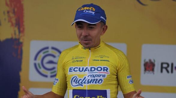 El ciclista chileno Pablo Alarcón fue el vencedor de la primera etapa en la edición 40 de la Vuelta Ciclística al Ecuador.