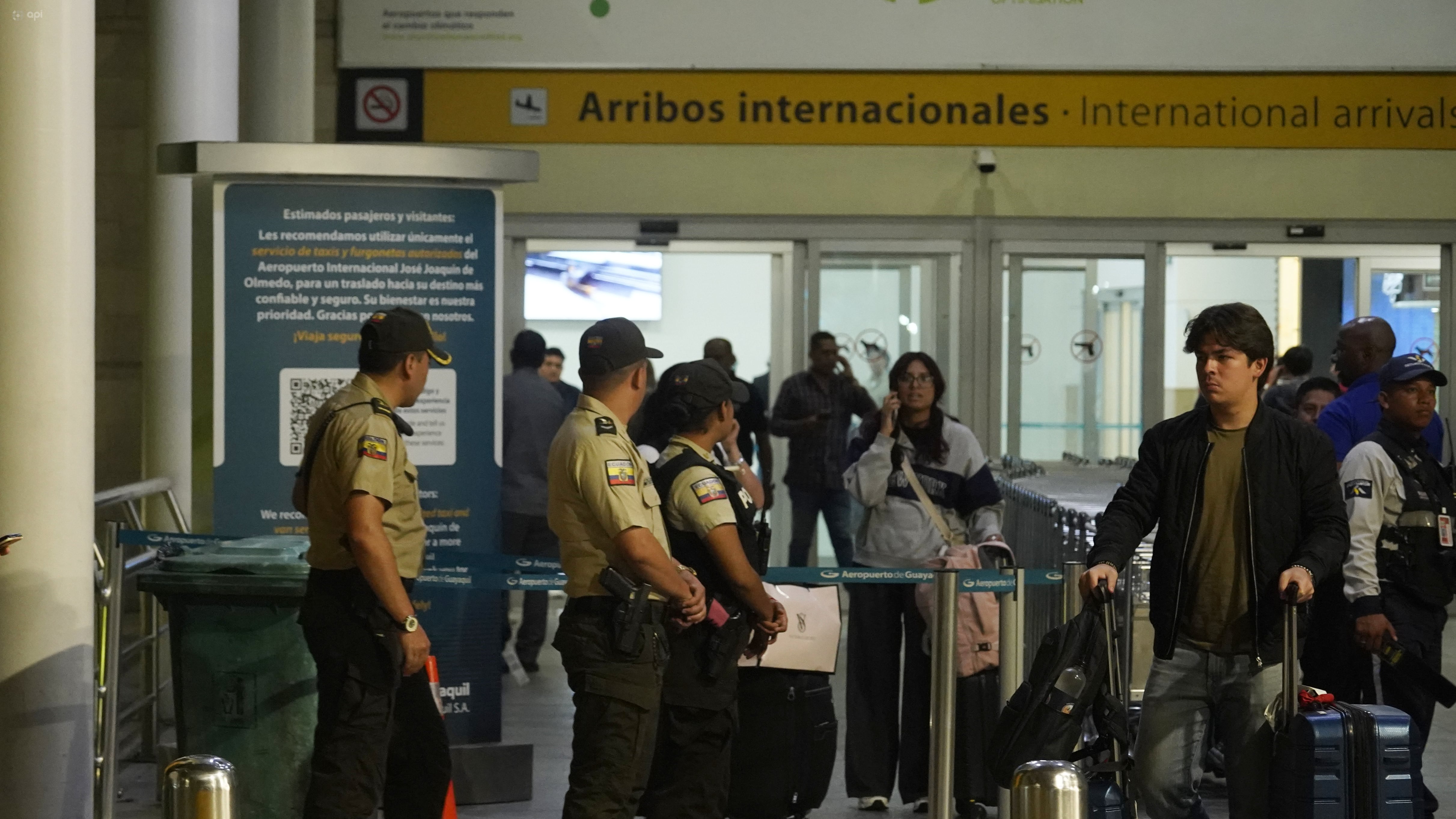 GYE-SICARIATO AEROPUERTO