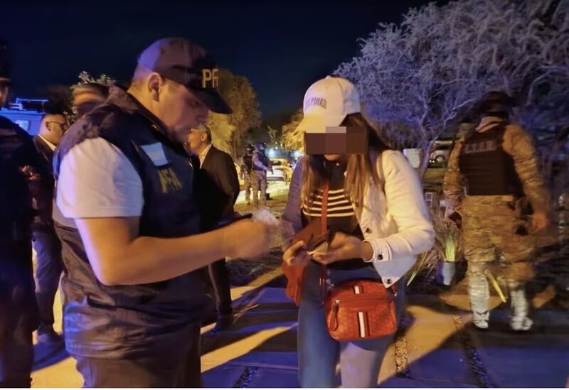 Momento de la captura de la familia de Fito