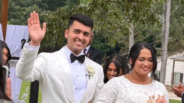 Piloto fallece en accidente aéreo horas después de contraer matrimonio - Fuente: Foto de la web