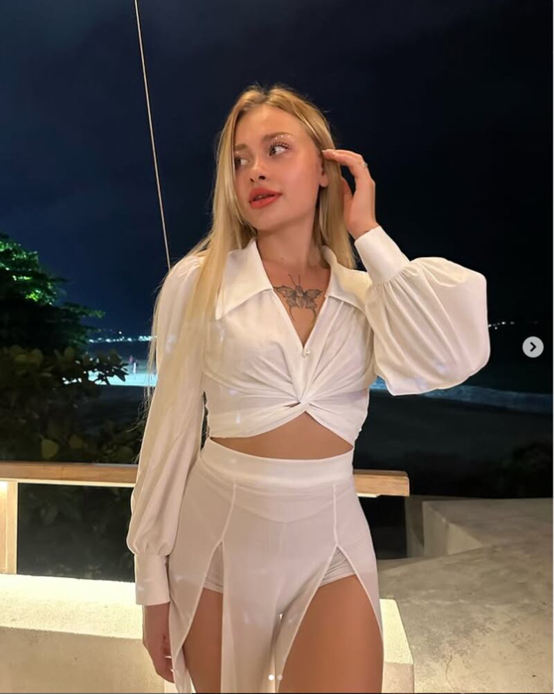 Famosa modelo de OnlyFans es hallada con graves lesiones y está en estado crítico: “No puede hablar”