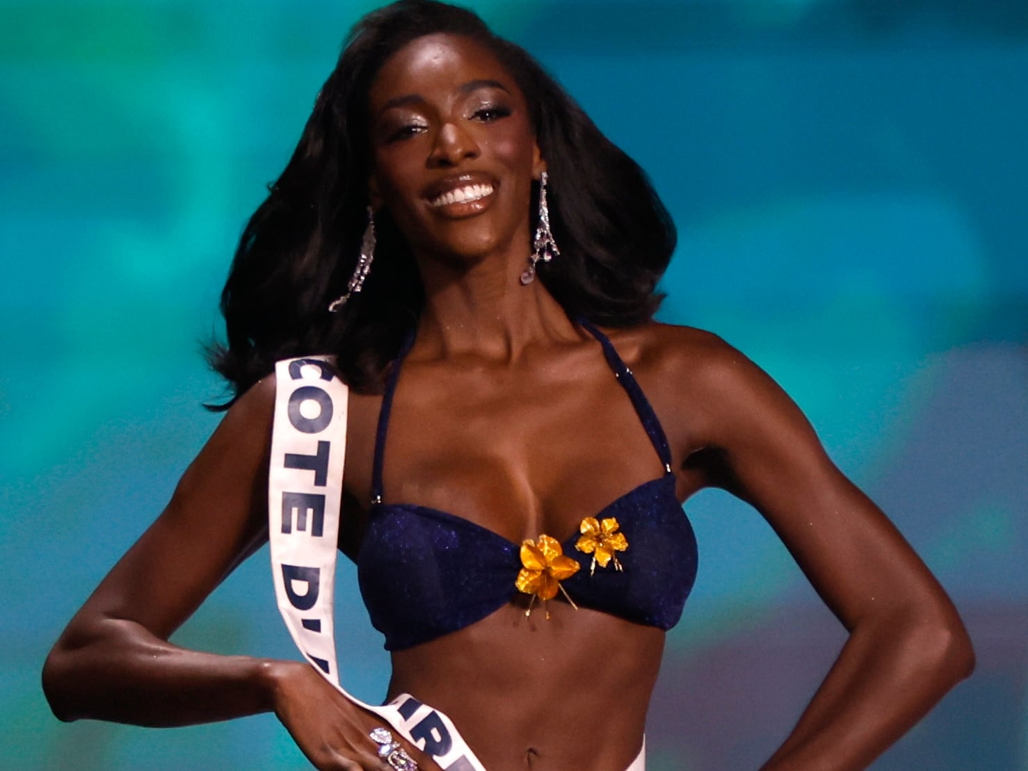 Nonthaburi (Thailand), 21/11/2025.- Miss Ivory Coast Olivia Yace competes during the 74th Miss Universe 2025 at Impact Challenger Hall in Nonthaburi province, on the outskirts of Bangkok, Thailand, 21 November 2025. Women representing 122 nations participate to compete in the 74th beauty pageant contest for the crown of Miss Universe 2025. (Costa de Marfil, Tailandia) EFE/EPA/RUNGROJ YONGRIT