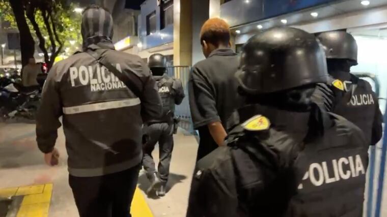 Menores vinculados a ‘Los Lobos’ son detenidos por cinco crímenes en Quito y Pichincha