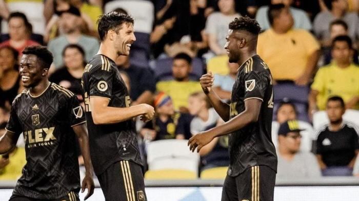 José Cifuentes con Los Ángeles FC