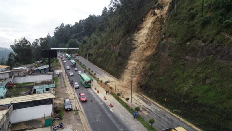 Autopista General Rumiñahui