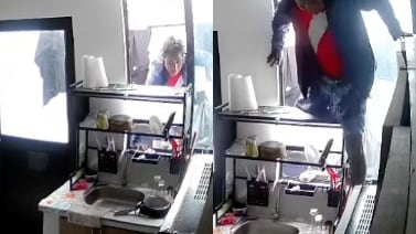 El sujeto fue captado por una cámara de seguridad cuando forzaba una ventana para ingresar a una vivienda del barrio Los Galeanos, en Ibarra.